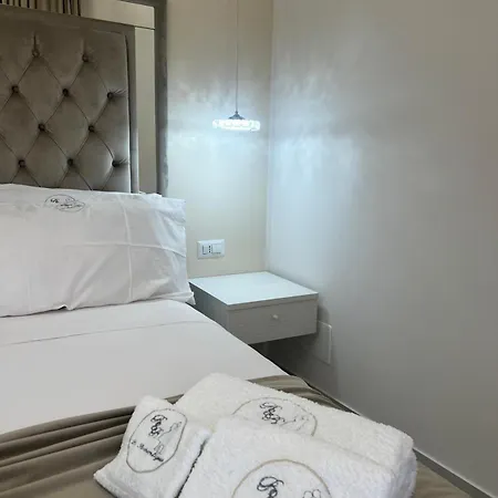 La Romantique And Tropea * 파르겔리아