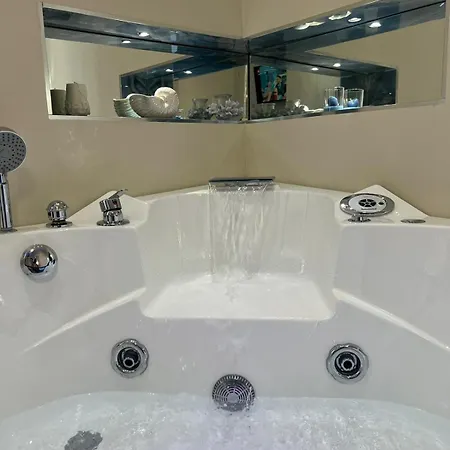 게스트하우스 La Romantique And Tropea 파르겔리아