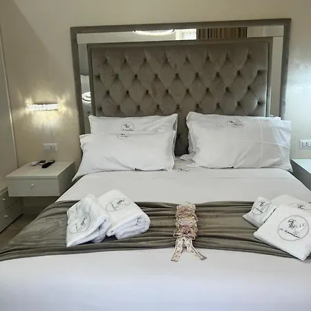 La Romantique And Tropea Vendégház *