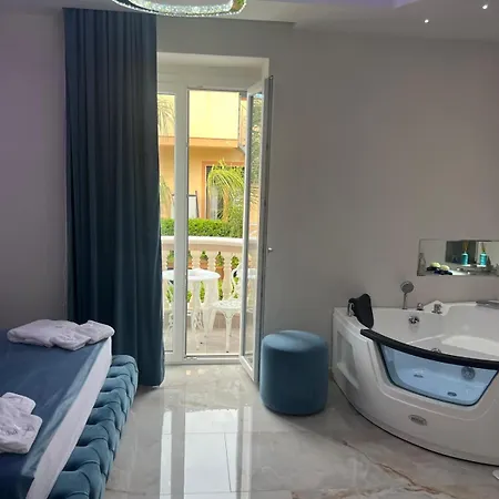 Vendégház La Romantique And Tropea *