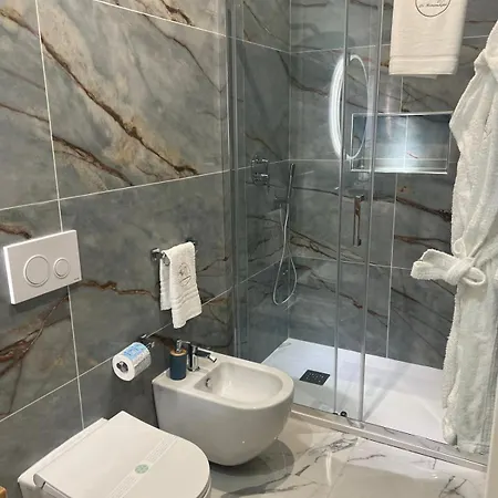 La Romantique And Tropea 파르겔리아