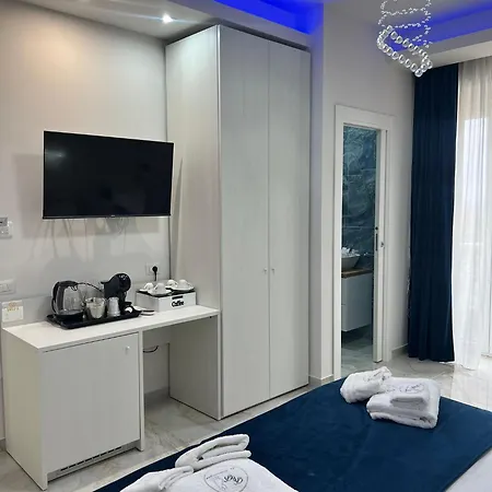 Gasthof La Romantique And Tropea Parghelia