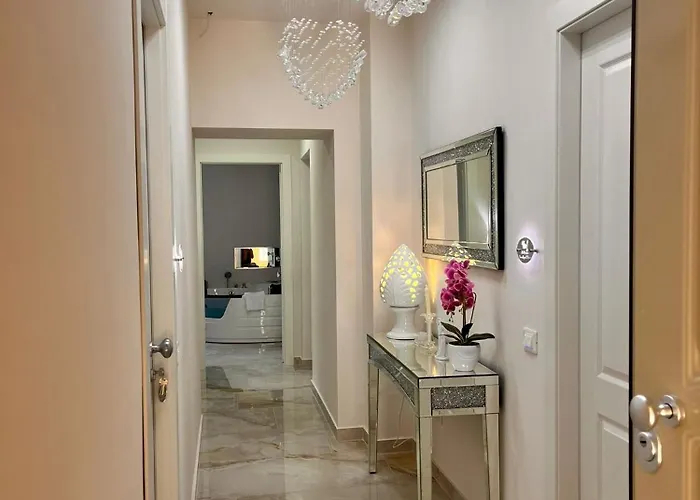 La Romantique And Tropea Gasthuis Parghelia