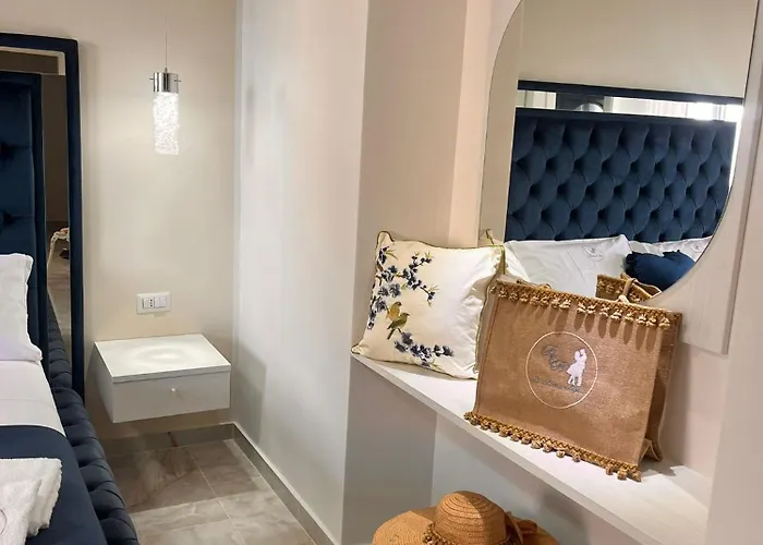 Gasthuis La Romantique And Tropea