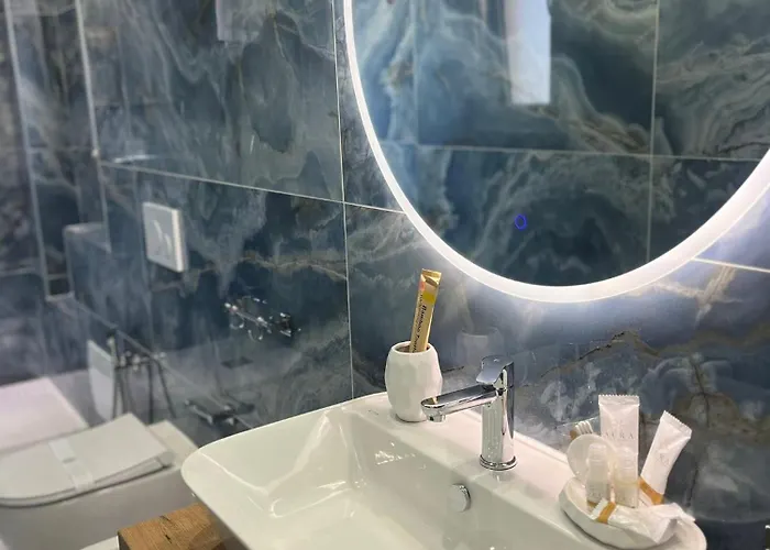 Gasthuis La Romantique And Tropea *