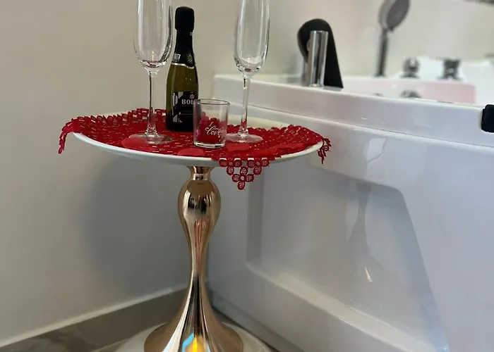 La Romantique And Tropea Gasthuis Parghelia