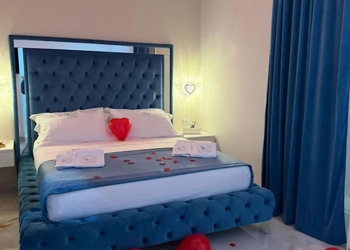 La Romantique And Tropea Gasthuis